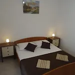 860a Διαμέρισμα